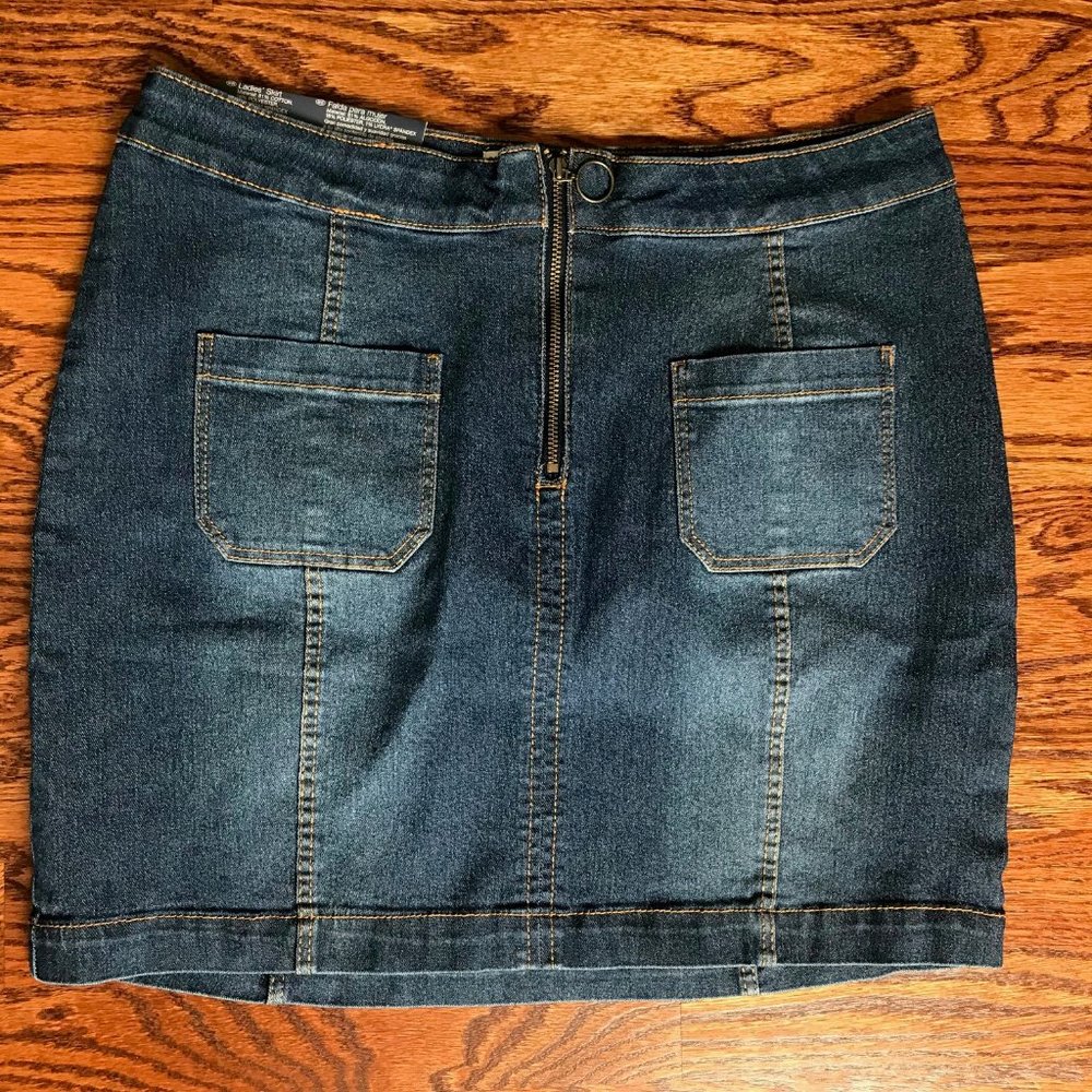 Women CHEROKEE Ladies' Skirt NWT Size 8 Color Blue